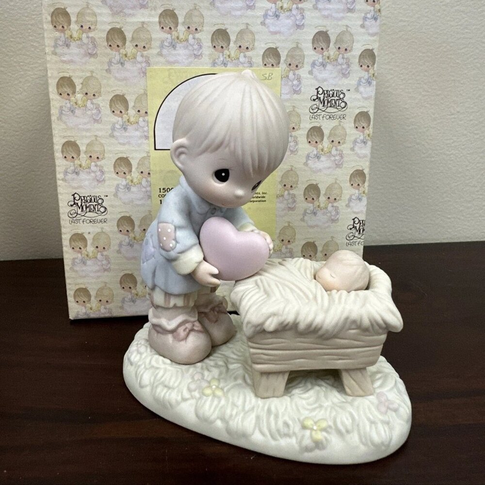 Precious Moments 1995 Figurine “I’ll Give My Heart to Him” (Item #150088)